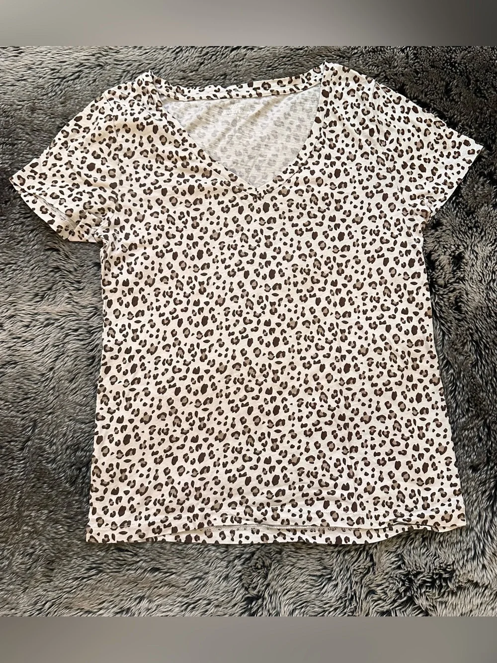 J.Crew Women's V-Neck Leopard Print Short Sleeve Top